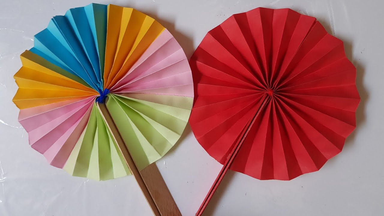 Friday Festivities: Paper Fans