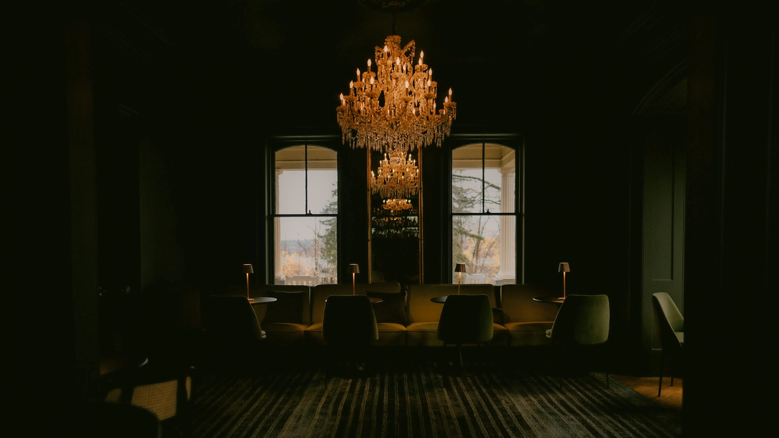 Happy Hour at Edgewood Restaurant + Bar