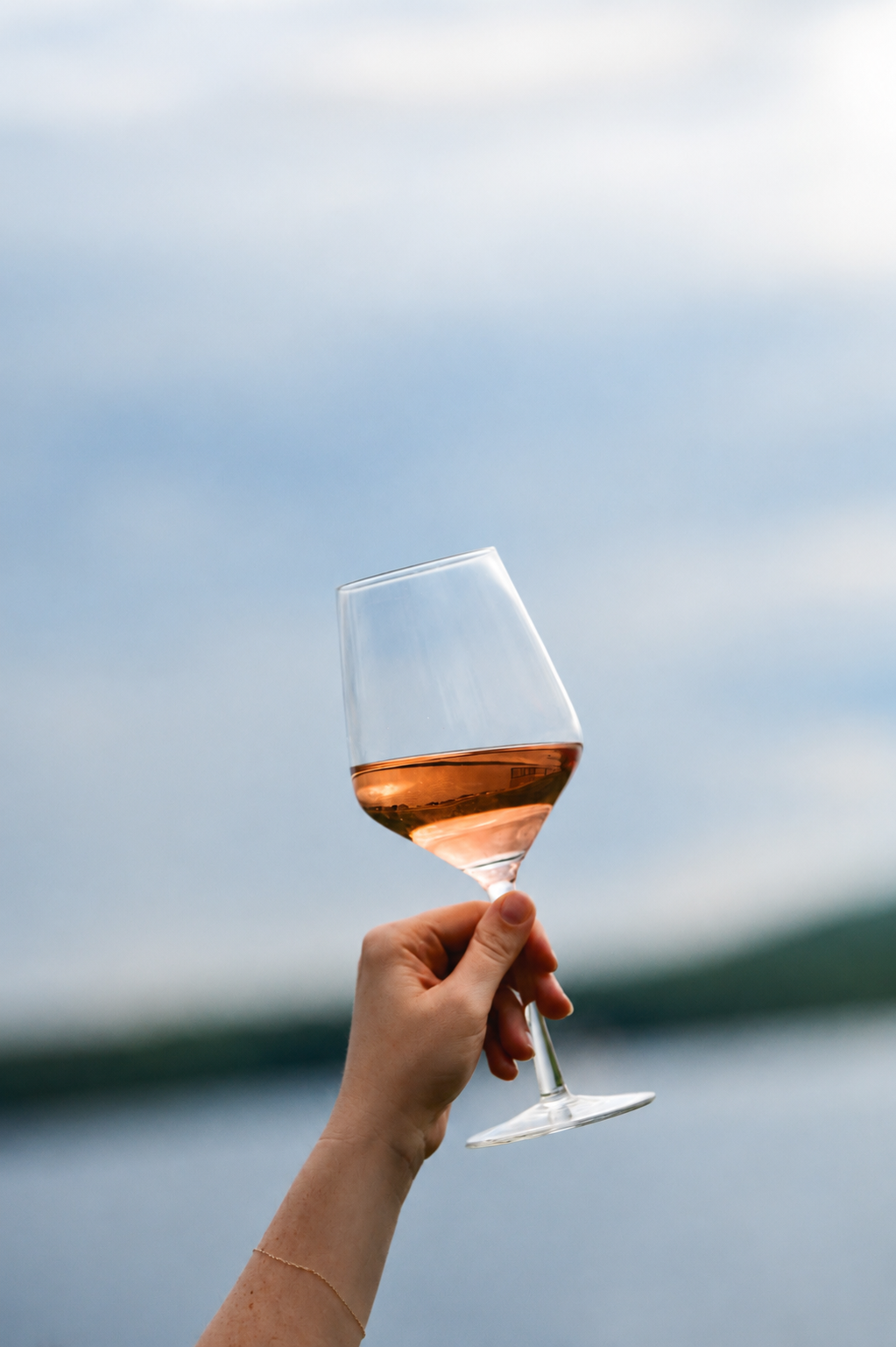 Hutton Rosé Social