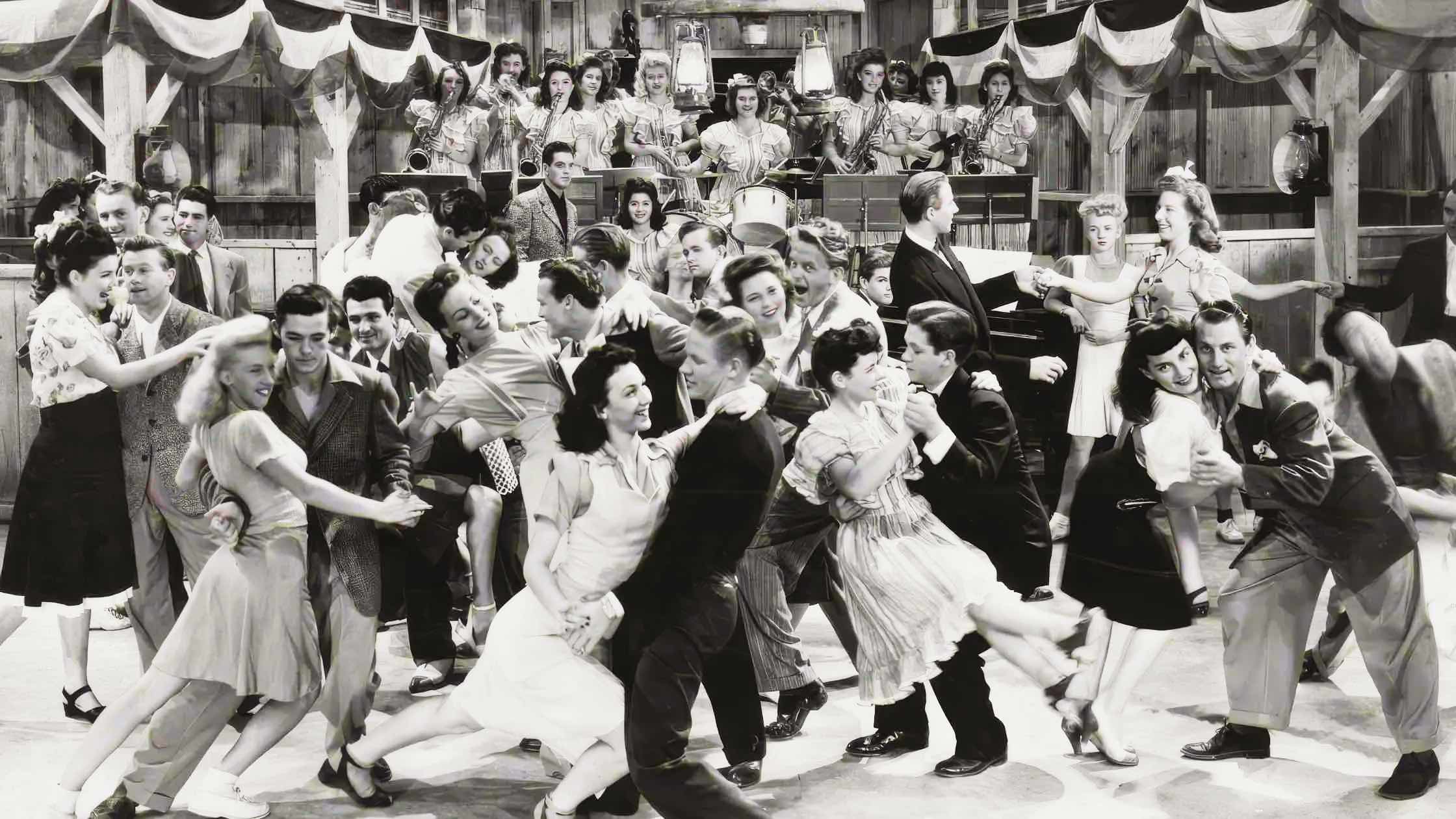 Spooky Swing Social